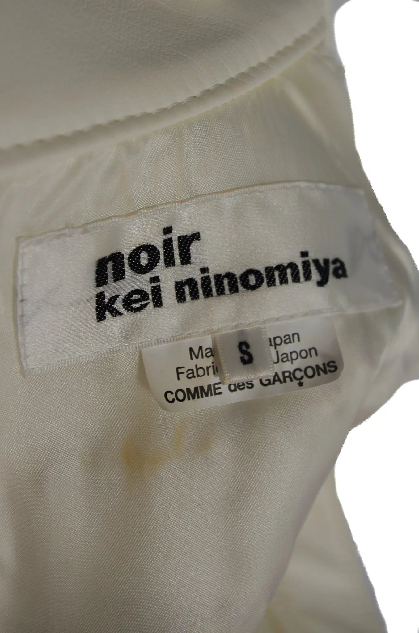 Top Sculptural à Cristaux – noir kei ninomiya AD2019