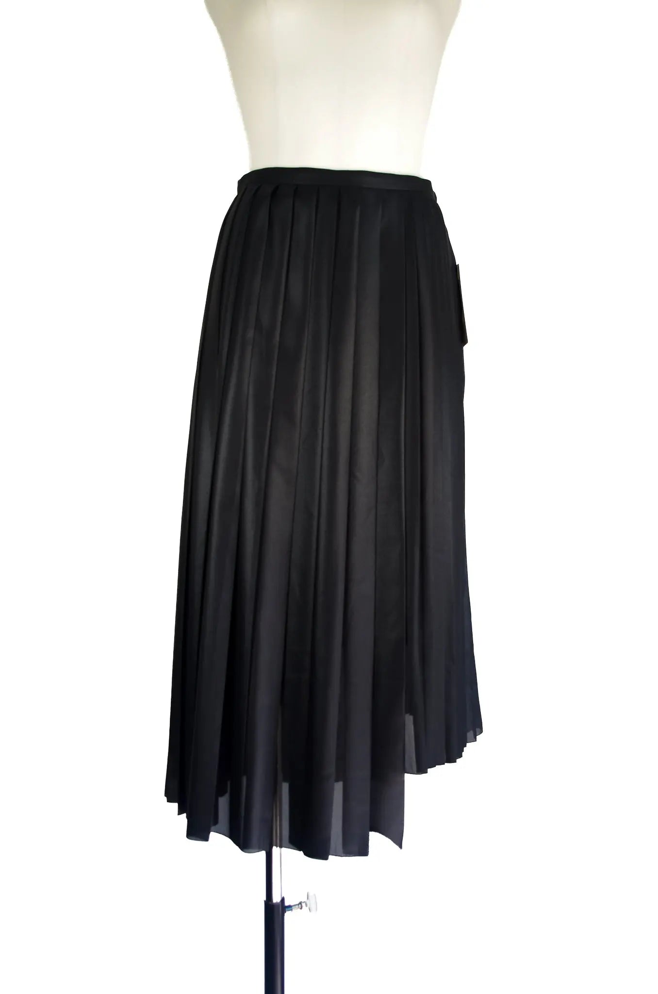 Jupe plissée noire – TOMORROWLAND (Neuve avec étiquette) 