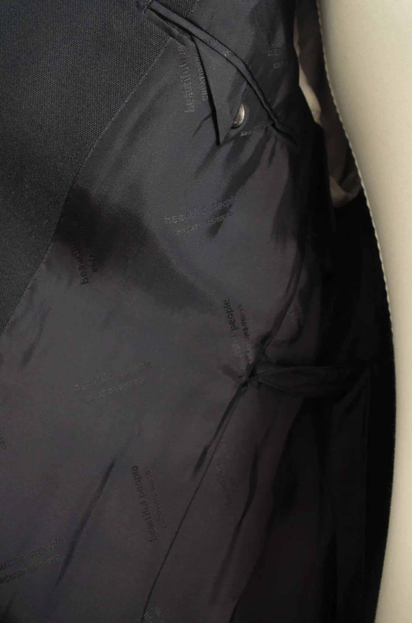 Manteau croisé en laine ceinturé – Beautiful People (CREATION–TOKYO) 