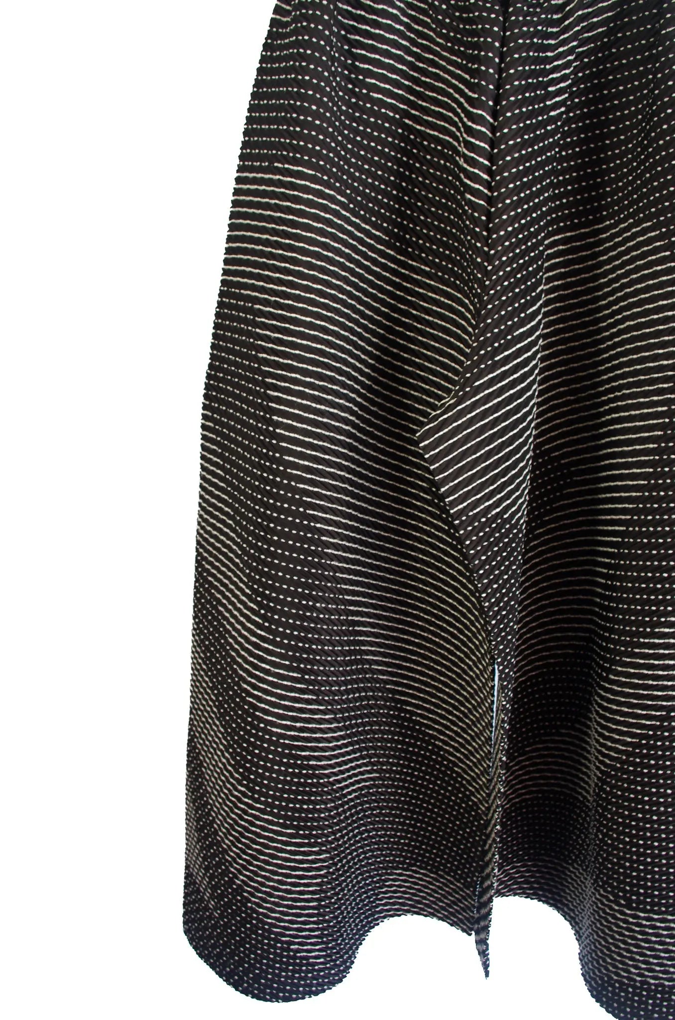 Pantalon Plissé Graphique Noir & Blanc – Issey Miyake AD2003 
