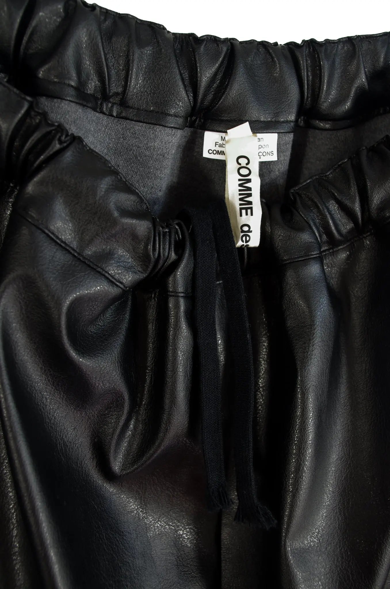 Pantalon large effet cuir – COMME des GARÇONS (AD2024) 