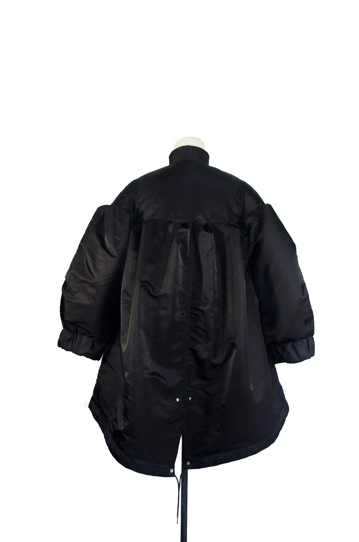 Parka longue oversize matelassée Sacai – Défilé FW2022 