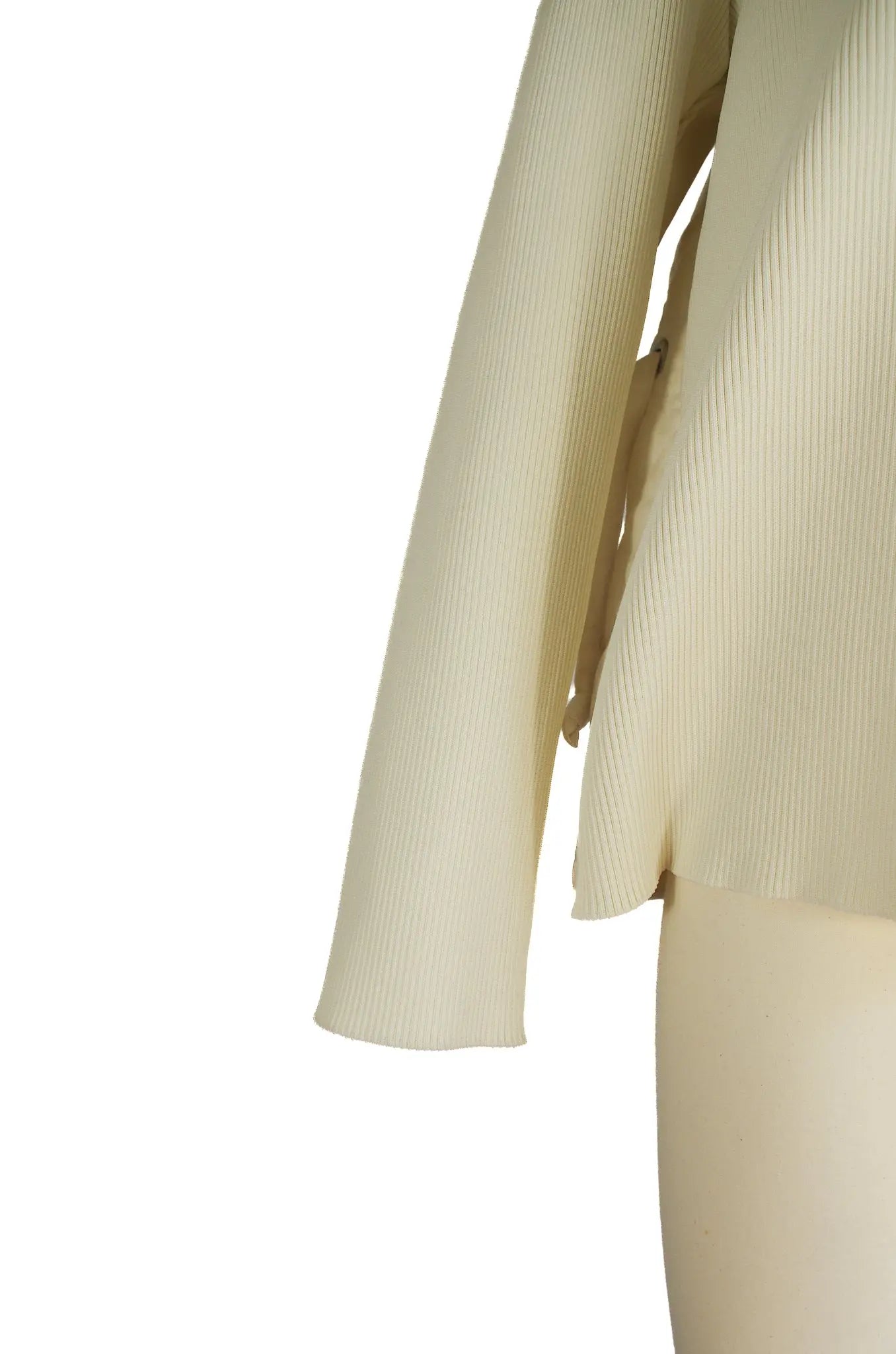 Pull structuré écru – AKIRA NAKA (Made in Japan) 