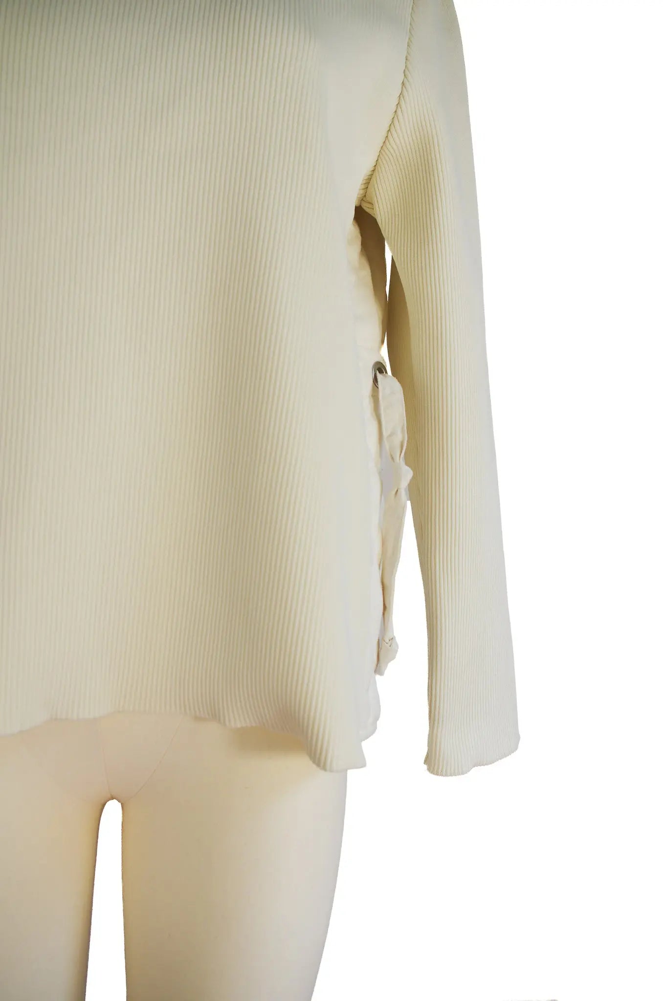 Pull structuré écru – AKIRA NAKA (Made in Japan) 