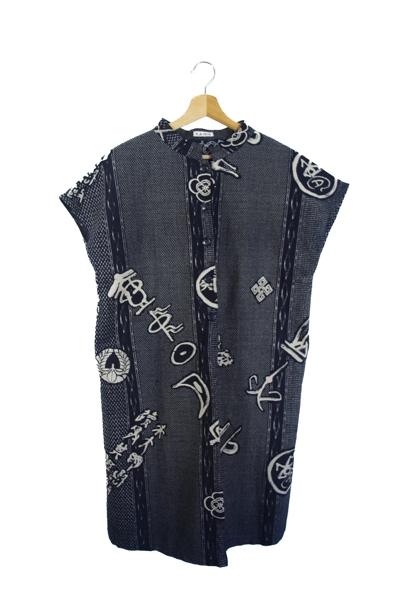Robe Japonaise Taishō Kasuri – Motifs Historiques & Tissage Kasuri 
