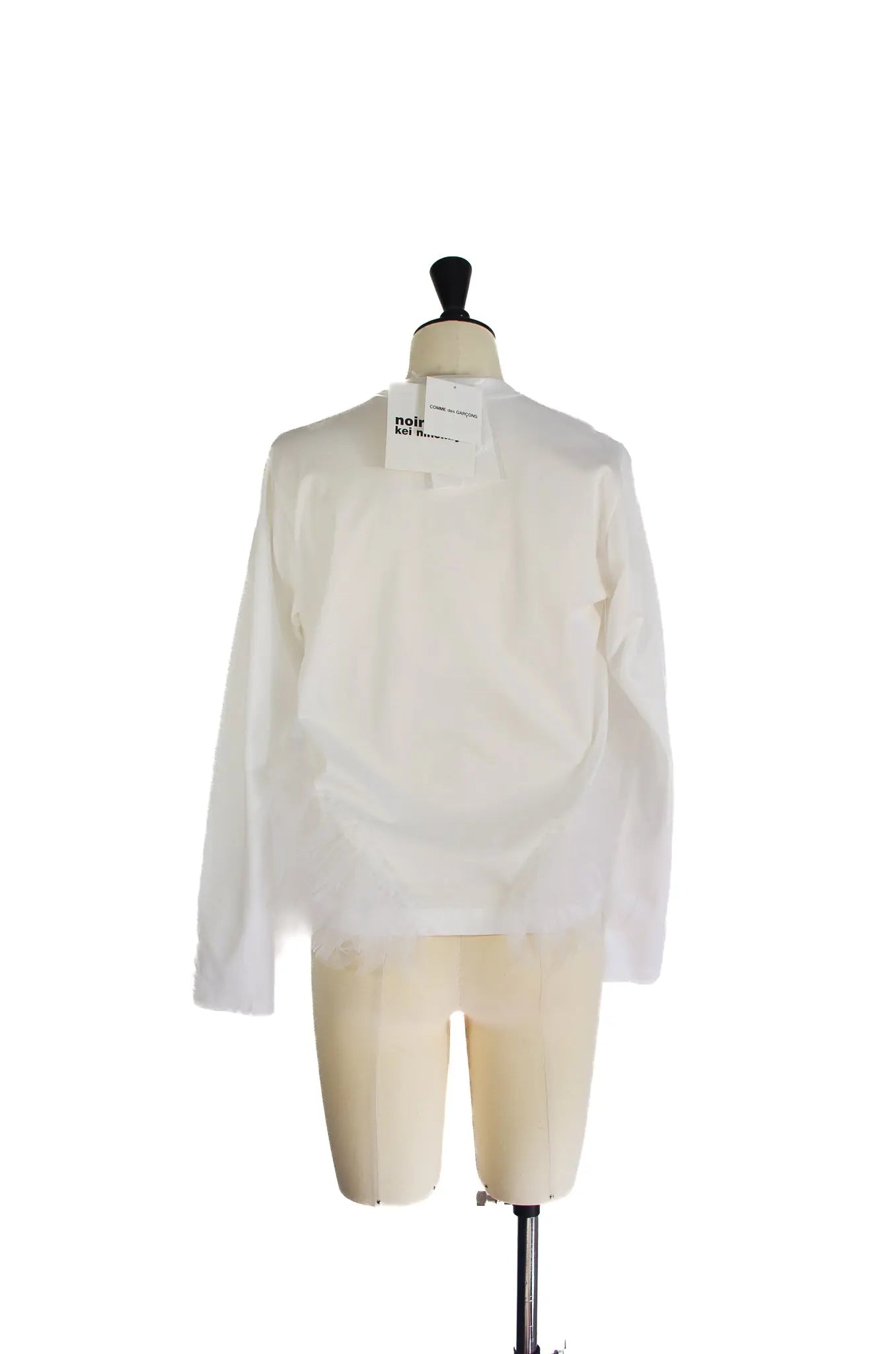 T-shirt blanc en tulle – noir kei ninomiya (2024) 