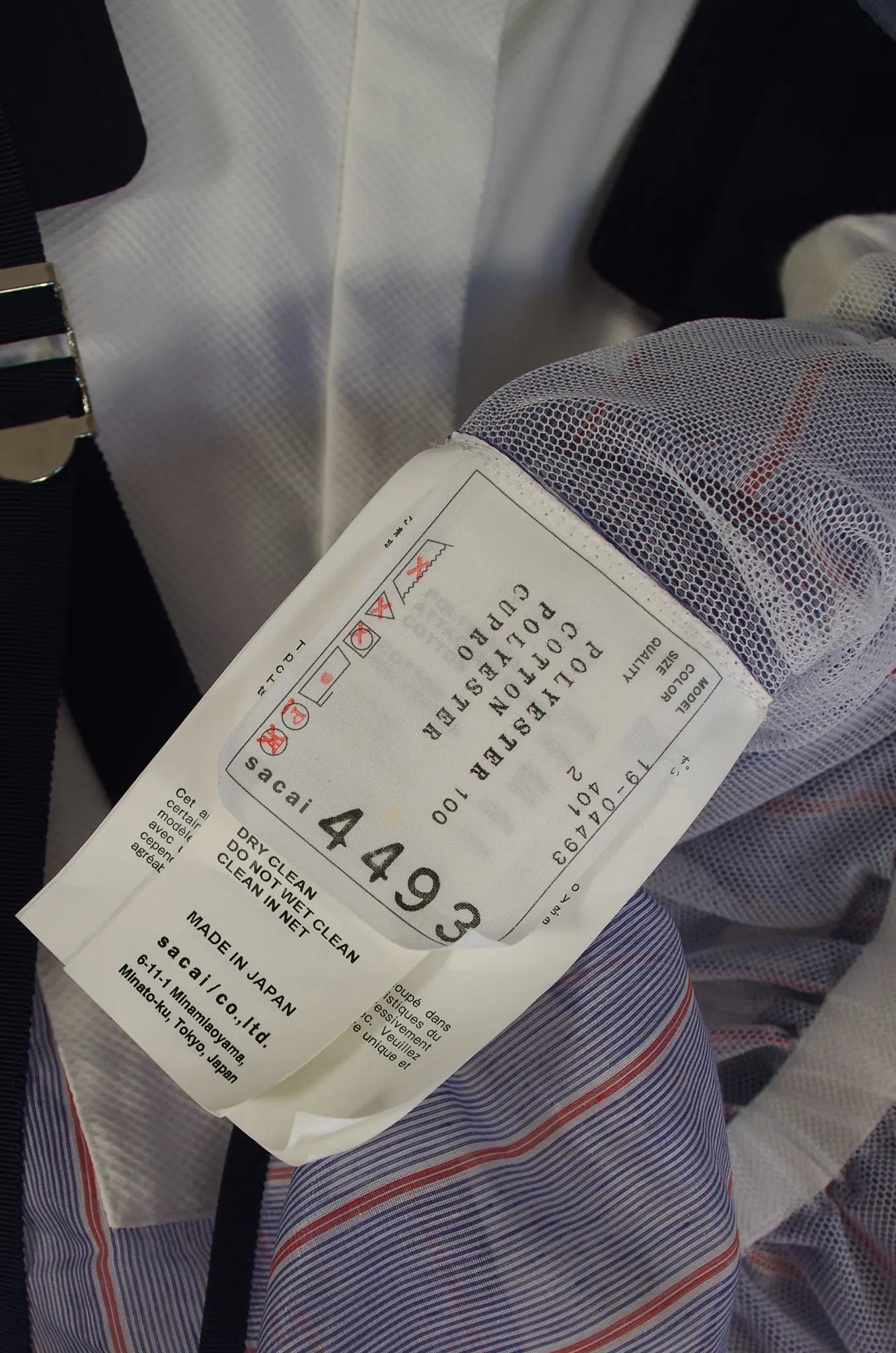 Top Chemise Hybride Sans Manches à Bretelles – Sacai AD2019 