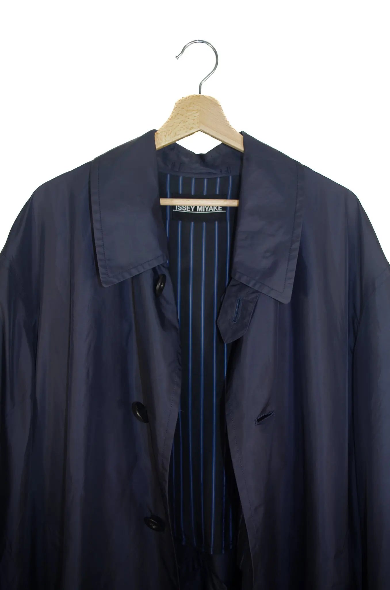 Trench oversize ISSEY MIYAKE 
